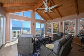 Smart TV, fireplace, video games, DVD player