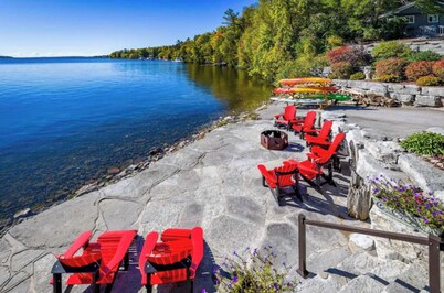 Warm & Inviting Winter Retreat for 7—Bobcaygeon