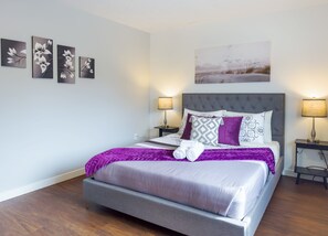 3 chambres, fer et planche à repasser, Wi-Fi, draps fournis