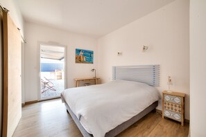4 bedrooms