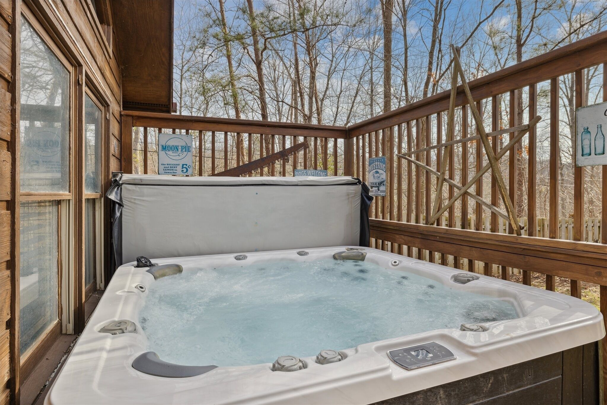 Cabin, 2 Bedrooms | Outdoor spa tub