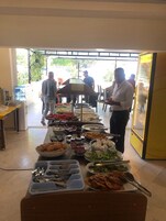 Desayuno buffet incluido todos los días 