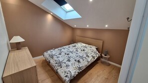 2 soveværelser, sengetøj