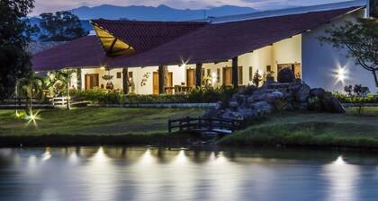 Hotel Brisas la Gaviota Mariquita-Tolima