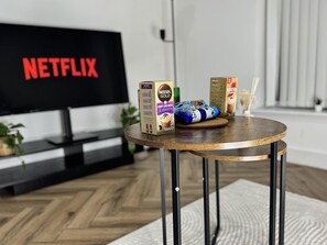 Apartment | Dining