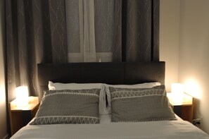 1 chambre, fer et planche à repasser, Wi-Fi, literie fournie