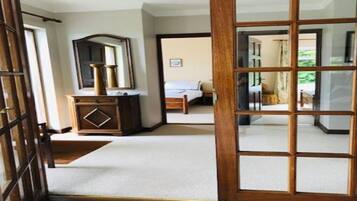 3 chambres, fer et planche Ă  repasser, Wi-Fi gratuit, draps fournis