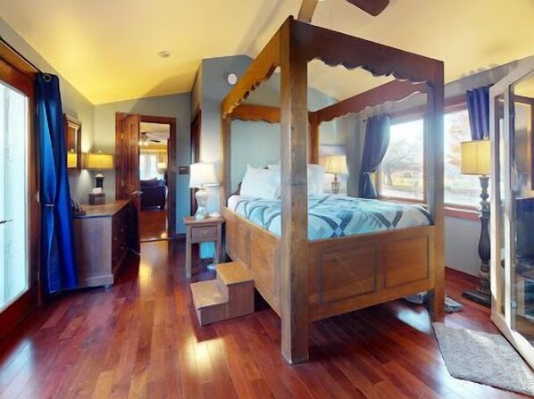 1 habitación, tabla de planchar con plancha, wifi gratis y ropa de cama 