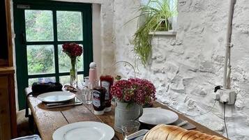 Cabin | Tempat makan