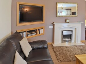 Living area - 4 bedroom accommodation in Red Row near Amble (Red Row near Amble)