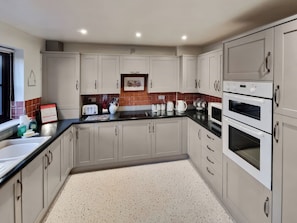 Geschirrspüler, Hochstuhl