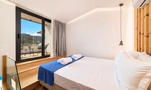1 bedroom, iron/ironing board, WiFi, bed sheets - Aelia Suite Private Pool (Istro)