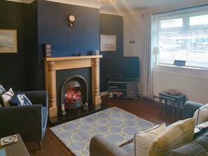 Living area - This delightful holiday home provides cosy and welcoming accommodation. (Redcar, near Saltburn-by-the-Sea)