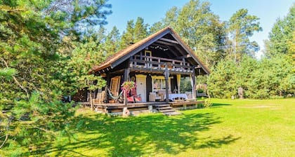 A cozy cottage with WiFi in Rudnia village