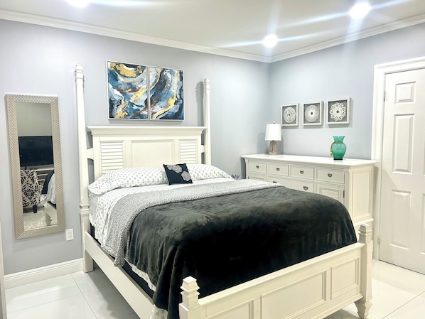 1 Schlafzimmer, Schreibtisch, Bügeleisen/Bügelbrett, kostenloses WLAN