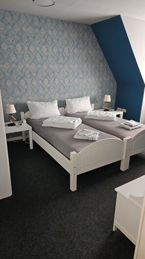 3 chambres, bureau, lit parapluie, Wi-Fi gratuit
