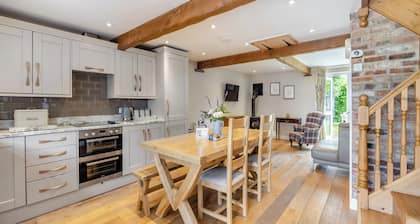 2 bedroom accommodation in Burgh Le Marsh