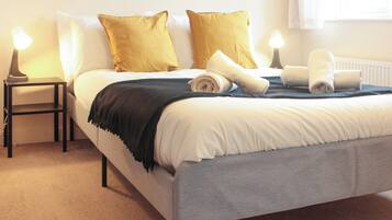 4 bedrooms, free WiFi, bed sheets