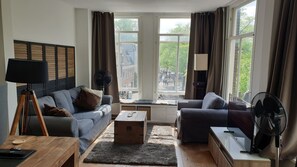 تلفزيون ذكي، ستيريو، شاشة كمبيوتر