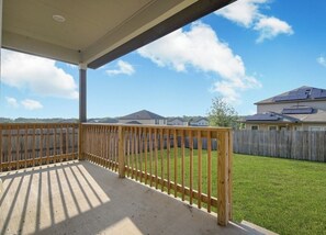 Terrace/patio - Spacious 5-bedroom house in amazing San Antonio with AC (San Antonio)