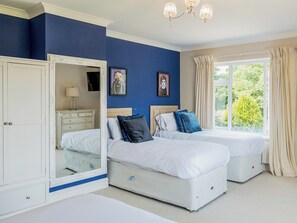 6 Schlafzimmer, kostenloses WLAN, Bettwäsche