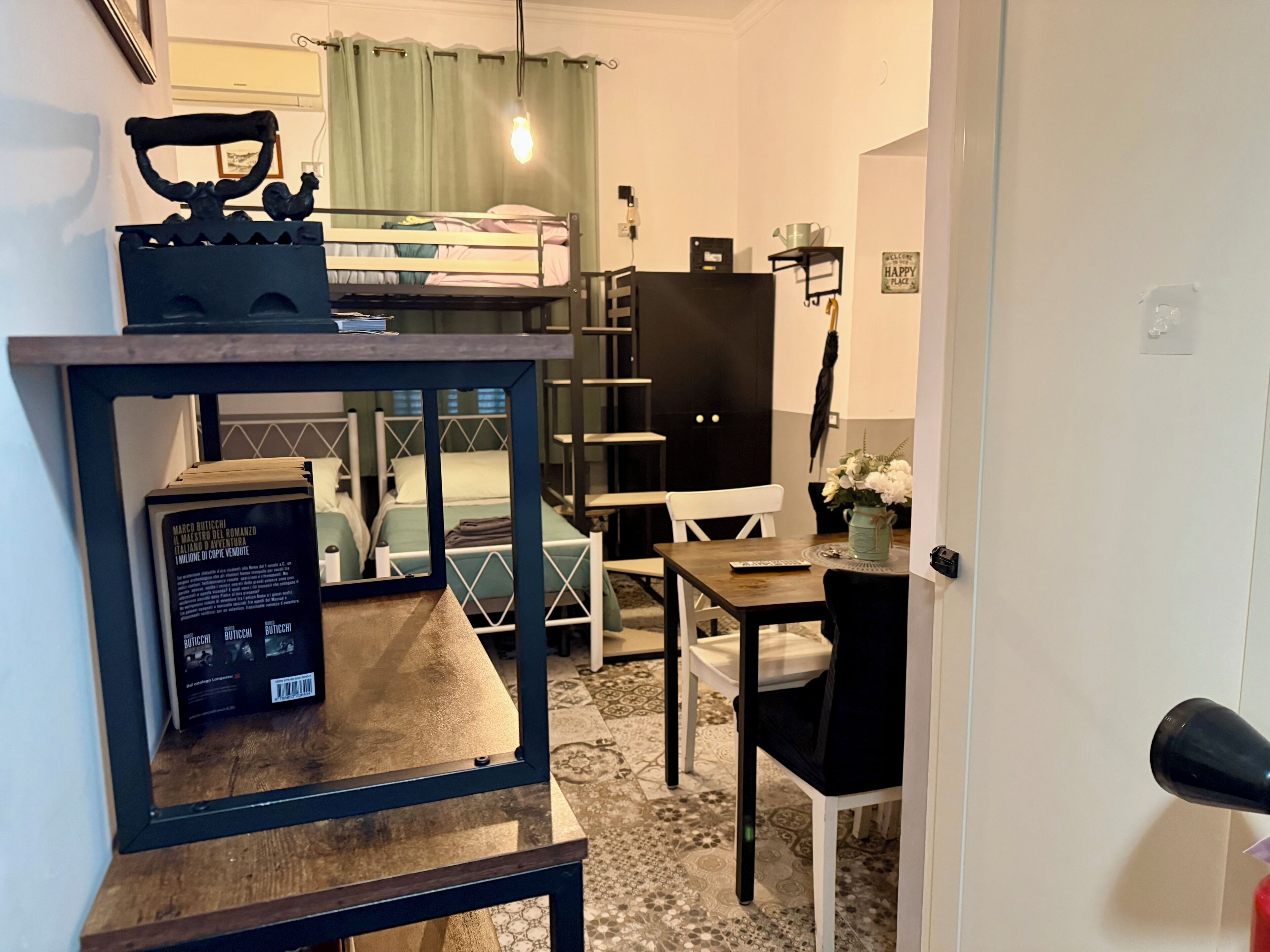 1 camera, ferro/asse da stiro, Wi-Fi, lenzuola