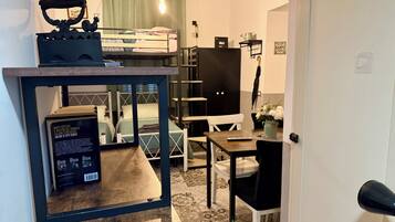 1 camera, ferro/asse da stiro, Wi-Fi, lenzuola