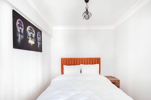 Desk, free WiFi, bed sheets - ERDEM (Istanbul)