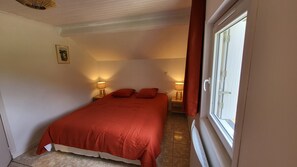 1 غرفة نوم ومكتب ومكواة/لوح كي وواي فاي مجانًا