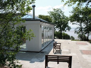 Terrace/patio - Dornock Brow Cottage (Dornock near Annan)