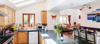 Dairymaids Cottage is a great place to holiday amongst friends and family.