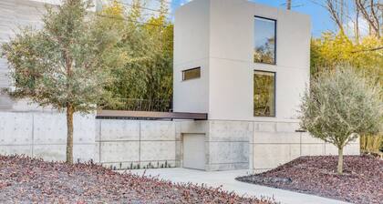Turtle creek Trailhouse, adjoining the Katy Trail