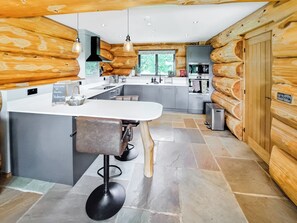 Dishwasher - 1 bedroom accommodation in Hope, near Welshpool (Hope, near Welshpool)
