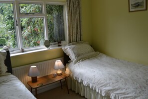 3 bedrooms, free WiFi, bed sheets