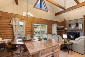 تناول الطعام