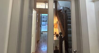 Stylish Elie Beach Retreat sea-view and Sunny deck