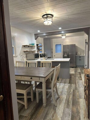 تناول الطعام