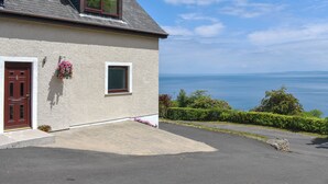 Unclassified image, 5 of 15, button - 1 bedroom accommodation in Dippen, near Whiting Bay, Isle of Arran (Dippen, near Whiting Bay, Isle of Arran)