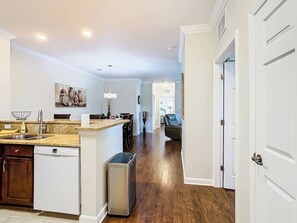 Interior - Spacious 3BR Close to Disney (Davenport)