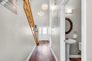 Interior - Beach Blast! Golf Cart Available! Pet Friendly! Golf Cart Available! (Destin)