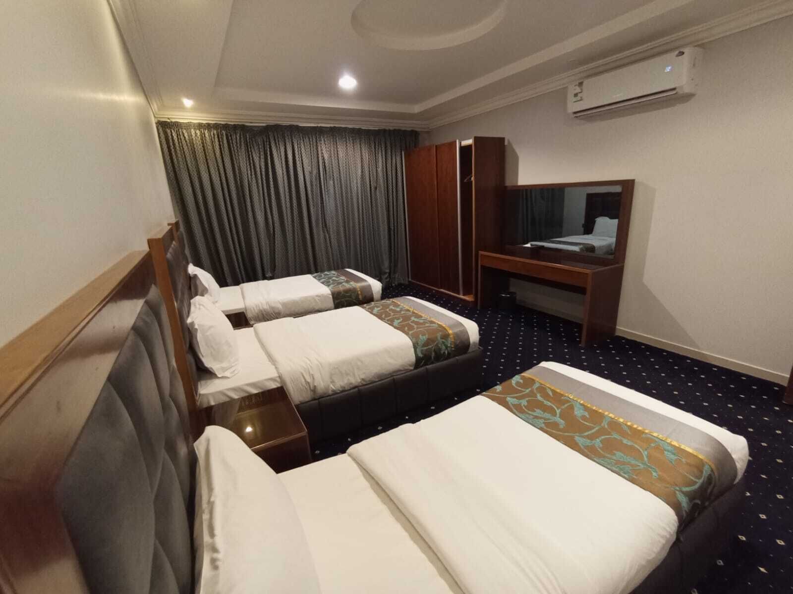 Apartment three bed rooms -6 Beds | ملاءات من القطن المصري وأغطية فراش متميزة