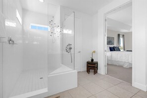 6 chambres, bureau, fer et planche à repasser, Wi-Fi gratuit