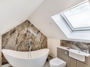 Towels - The Granary - UK38980 (Llandyssil, near Montgomery)