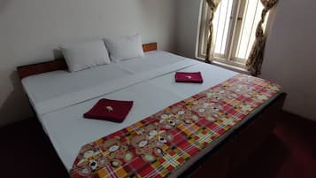 Economy Double Room | Free WiFi