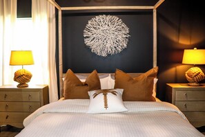 3 bedrooms, in-room safe, iron/ironing board, travel cot - RH Style Beach House, 3Bedrooms, 6 guests, 8min to Ocean (Vero Beach)