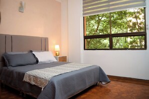 3 bedrooms, in-room safe, free WiFi - Beautiful 3 Bedroom Apartment in Medellín El Poblado (Medellín)