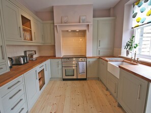 Dishwasher, highchair