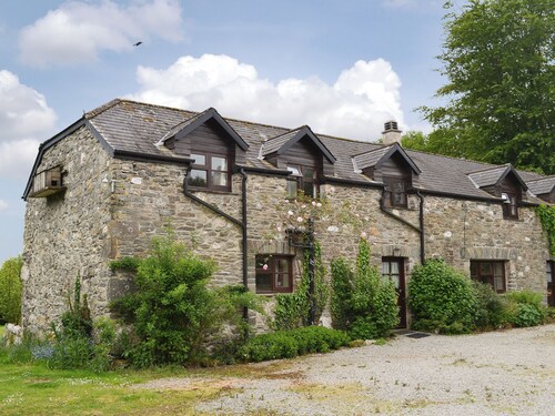 4 bedroom accommodation in Dunterton, near Tavistock