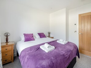 4 habitaciones, wifi gratis y ropa de cama 