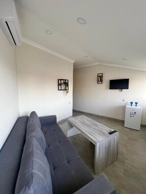 Living area -  Menua by Horizon Hotels, Yerevan (Yerevan)